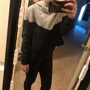 Nike cropped hoodie; XS